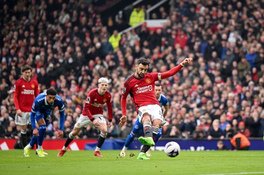 Bruno Fernandes Marque Lhistoire De Manchester United