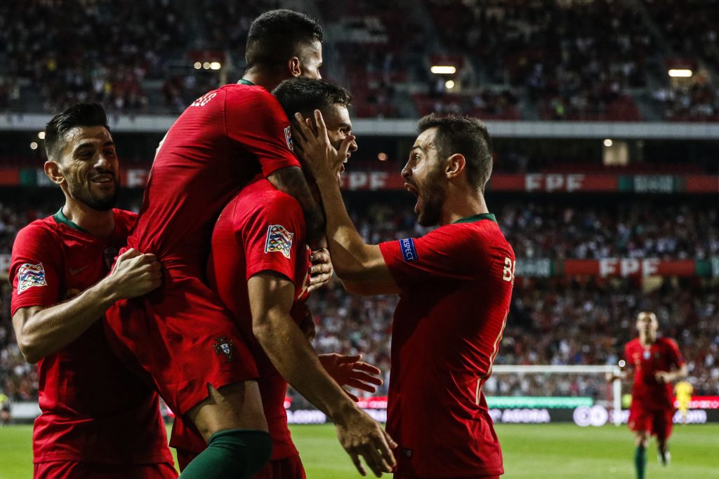 Andre Silva celèbre son but avec le Portugal