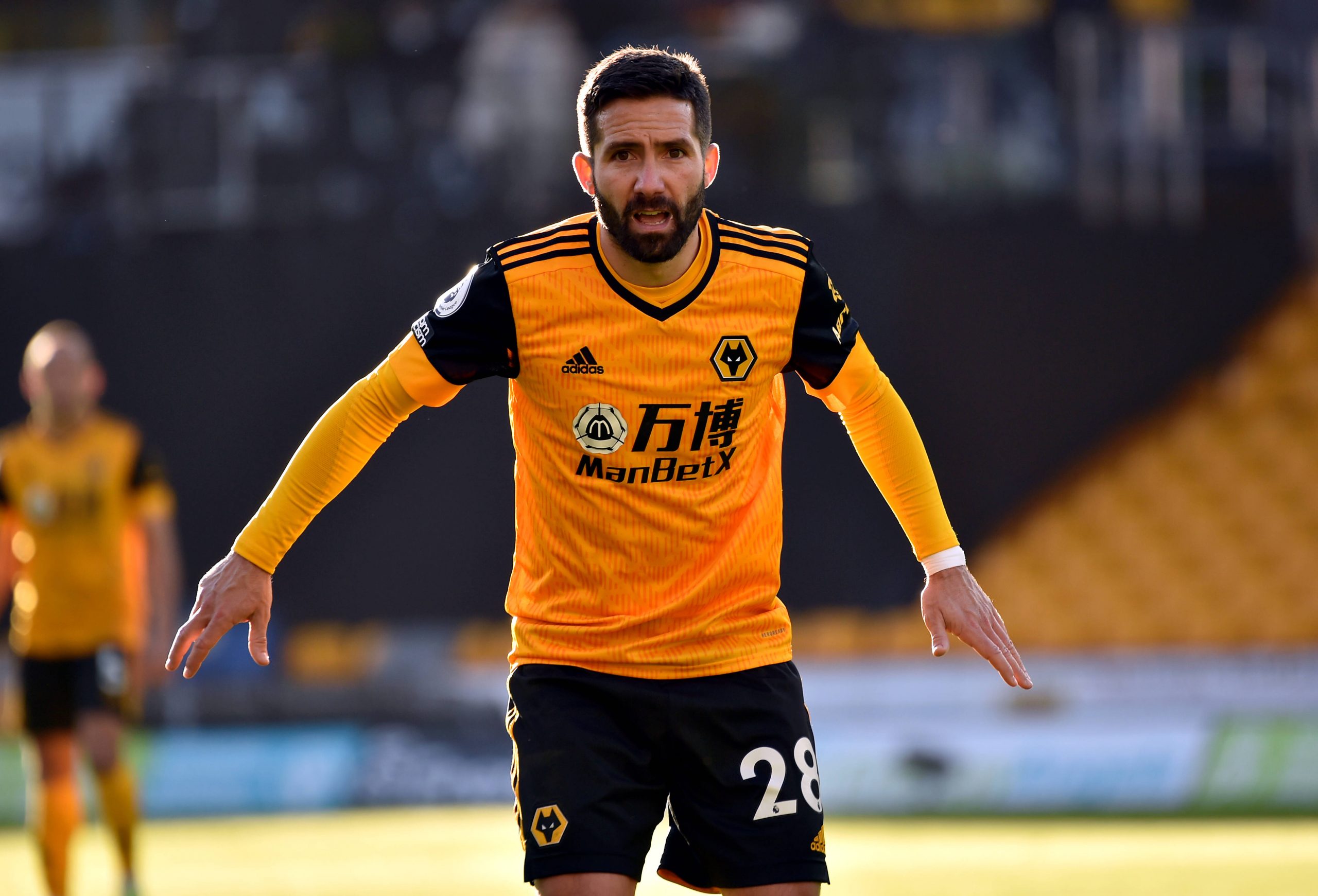 João Moutinho écope du 1er carton rouge de sa carrière João Moutinho face à Aston Villa avec les Wolves