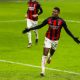 Rafael Leão complimenté par son entraîneur Stefano Pioli Rafael Leao