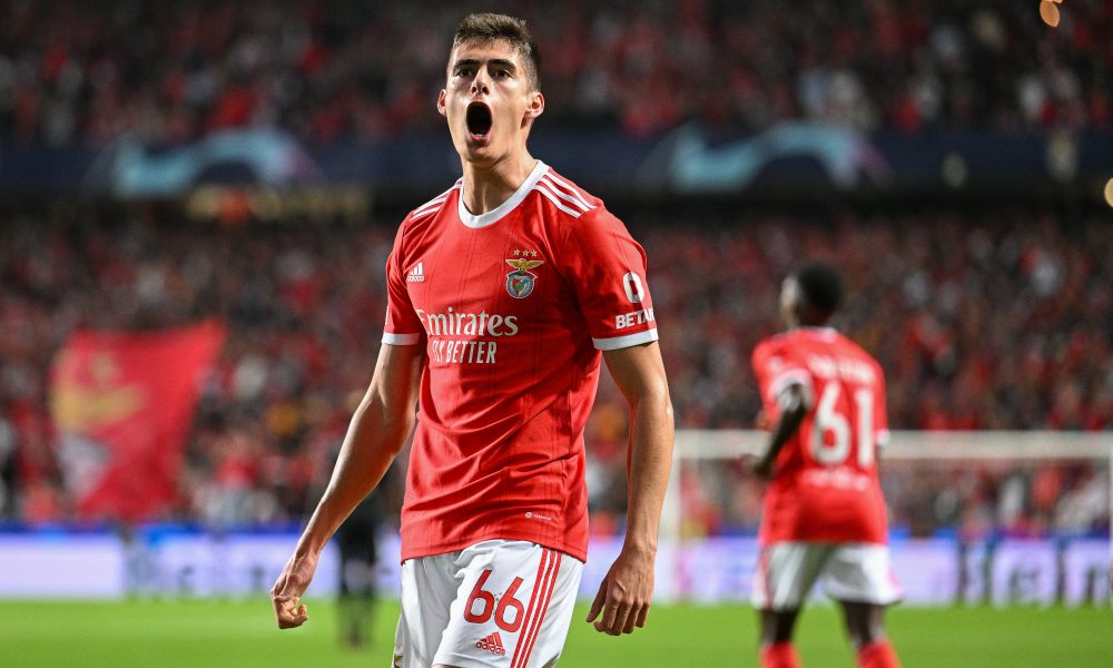 Qui est Antonio Silva, la surprise de la liste de Fernando Santos