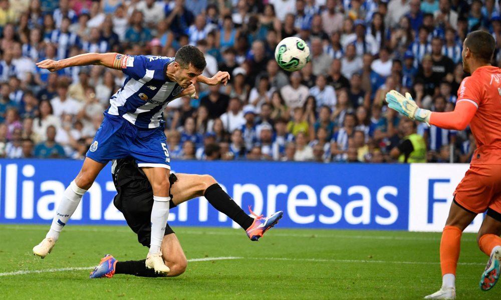 Porto snatch victory in the 100th minute